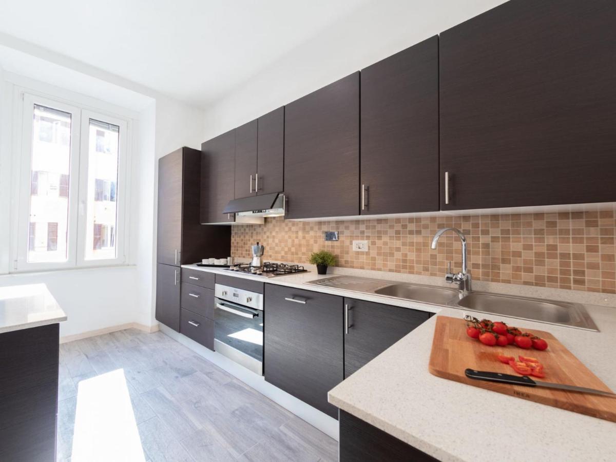 The Best Rent - Spacious Apartment Near Roma Termini Station 외부 사진