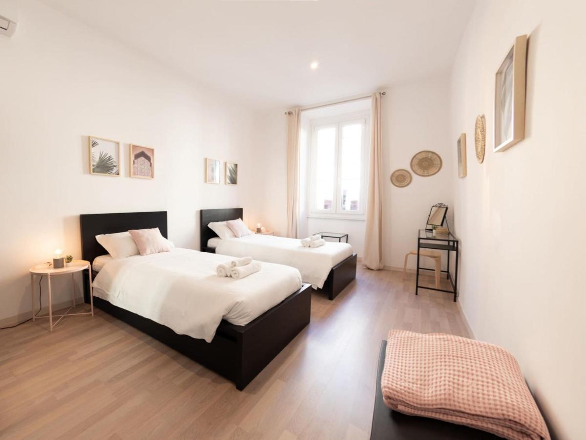 The Best Rent - Spacious Apartment Near Roma Termini Station 외부 사진