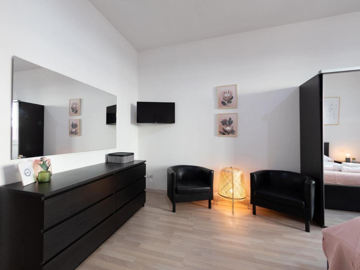 The Best Rent - Spacious Apartment Near Roma Termini Station 외부 사진